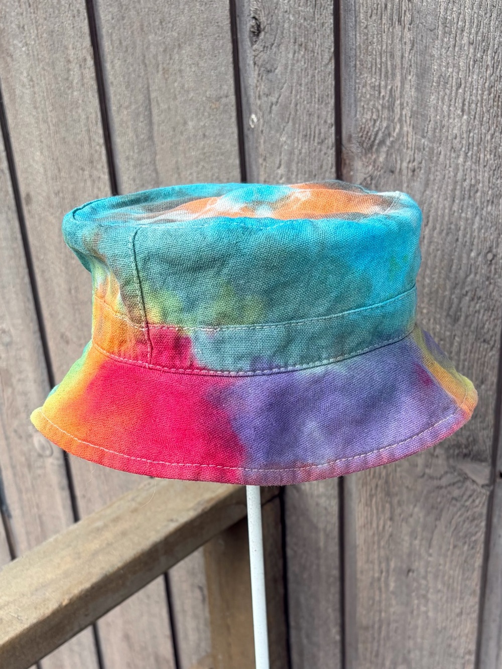 HAND CRAFTED Hat Linen Tie Dye Colorful Purple Red Turquoise Yellow Size Medium